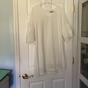 Formal white dress, size large.